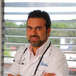 Dr. José Antonio Muñoa, co-founder of Altavita and vascular surgeon